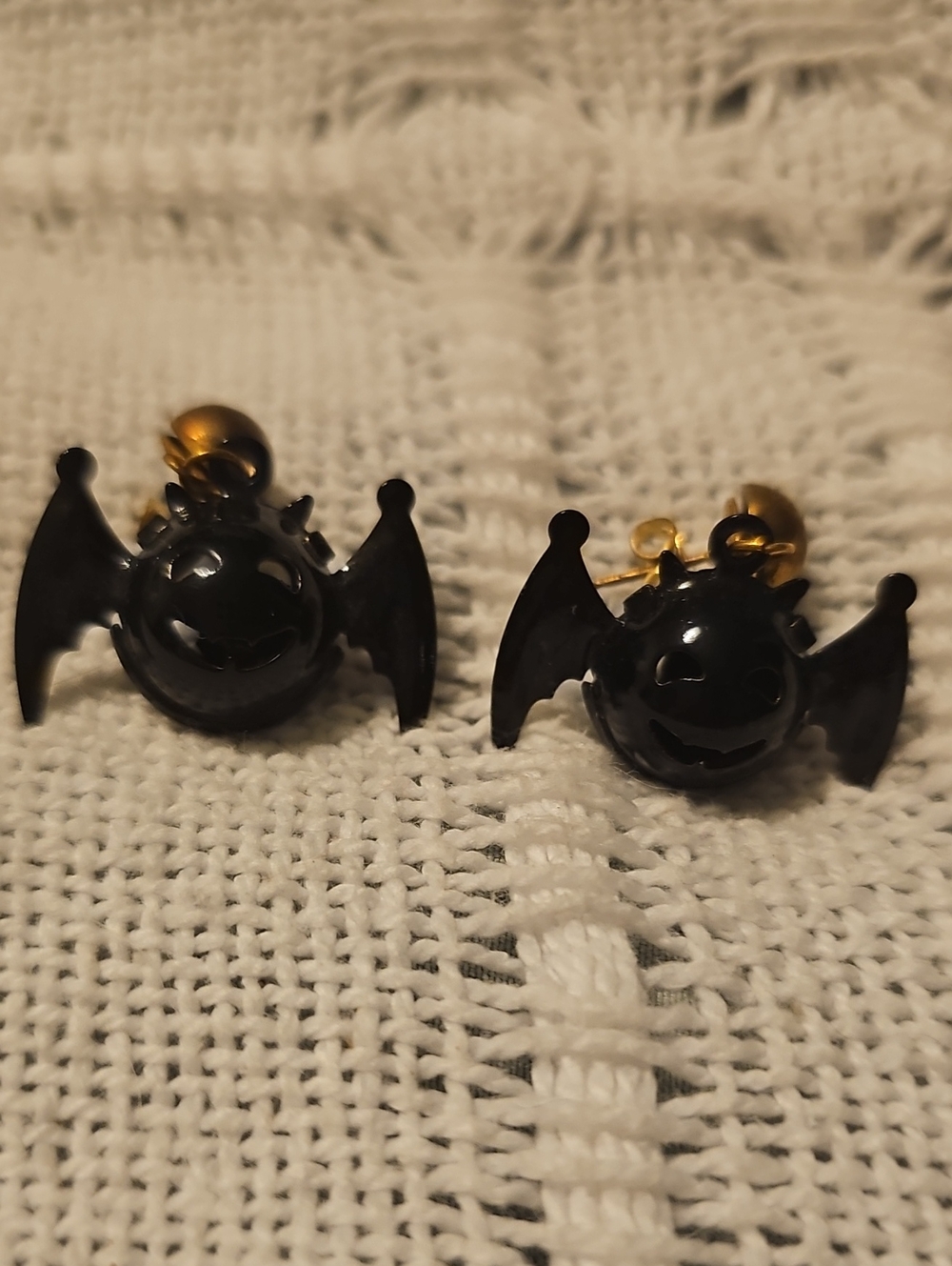 Vintage Bat Stud Earrings Halloween Dangle Festive Face